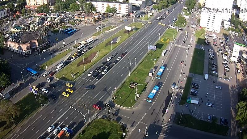 Москва времето уеб веб камера център, комплекс 'Кремъл' с кули, замък и дворец Московский 'Кремль', 'Червения' площад, 'Красная' площадь, трафик улици, Русия, Россия, kamerite Free-WebCamBG