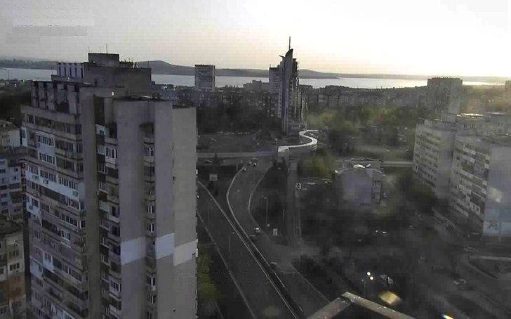 Бургас времето уеб камера квартал жк 'Зорница', трафик улици, панорама център и залив Черно море Free-WebCamBG