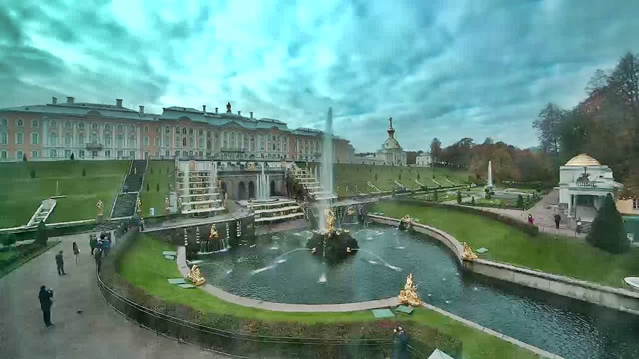 Дворцово-парков ансамбъл 'Петерхоф' ('Петергоф') времето уеб камера Големия дворец, фонтан 'Самсон', Воронихинска колонада, Русия, kamerite Free-WebCamBG