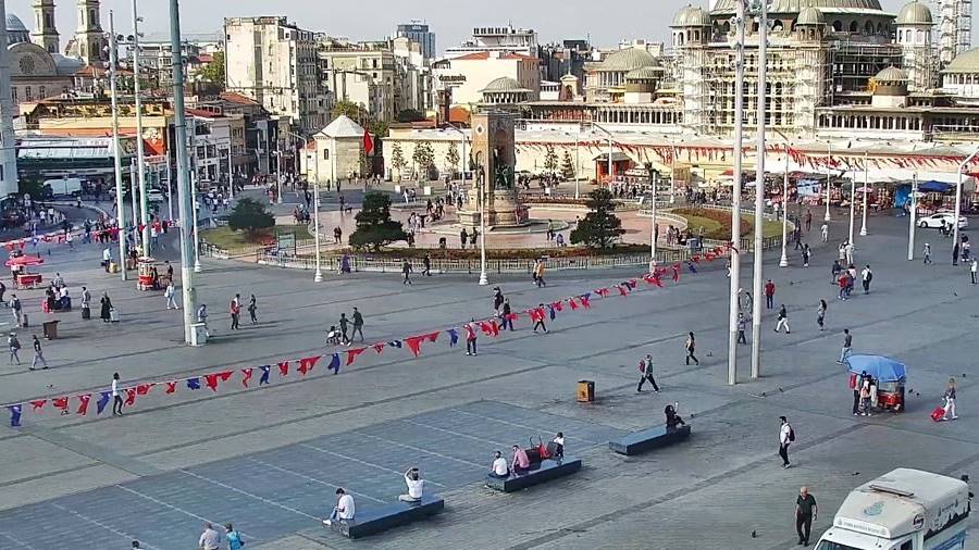 Истанбул (Istanbul) времето уеб камера площад 'Таксим', проток 'Босфор' от кула 'Галата', квартал 'Саръйер', Турция (Turkey), kamerite Free-WebCamBG